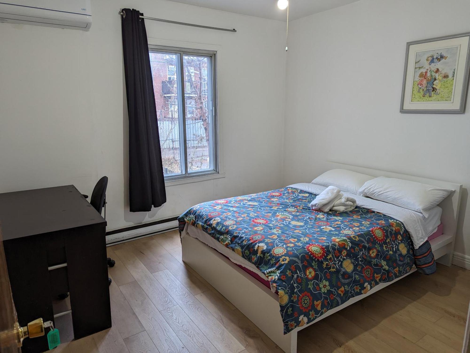 Harmony Room Near Metro Monk Station With Self Check-In