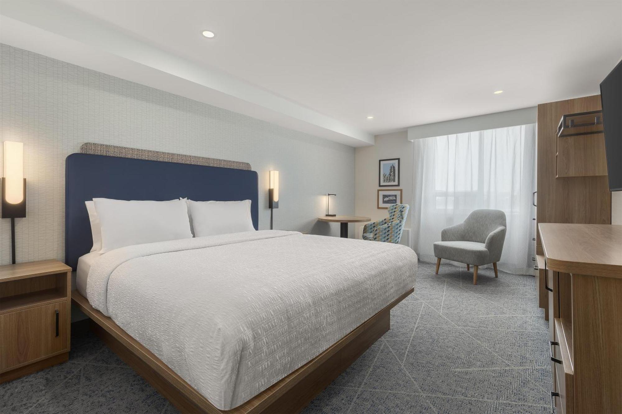 Hampton Inn By Hilton Montreal East Anjou
